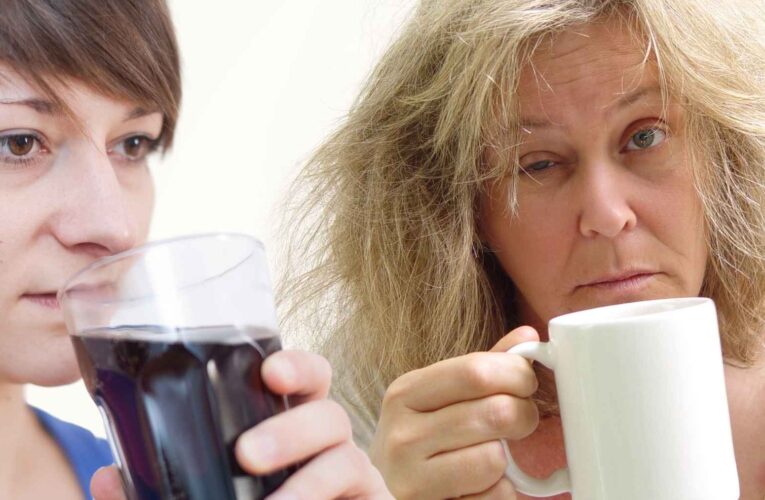 Os 10 principais problemas de beber muita cafeina para o
